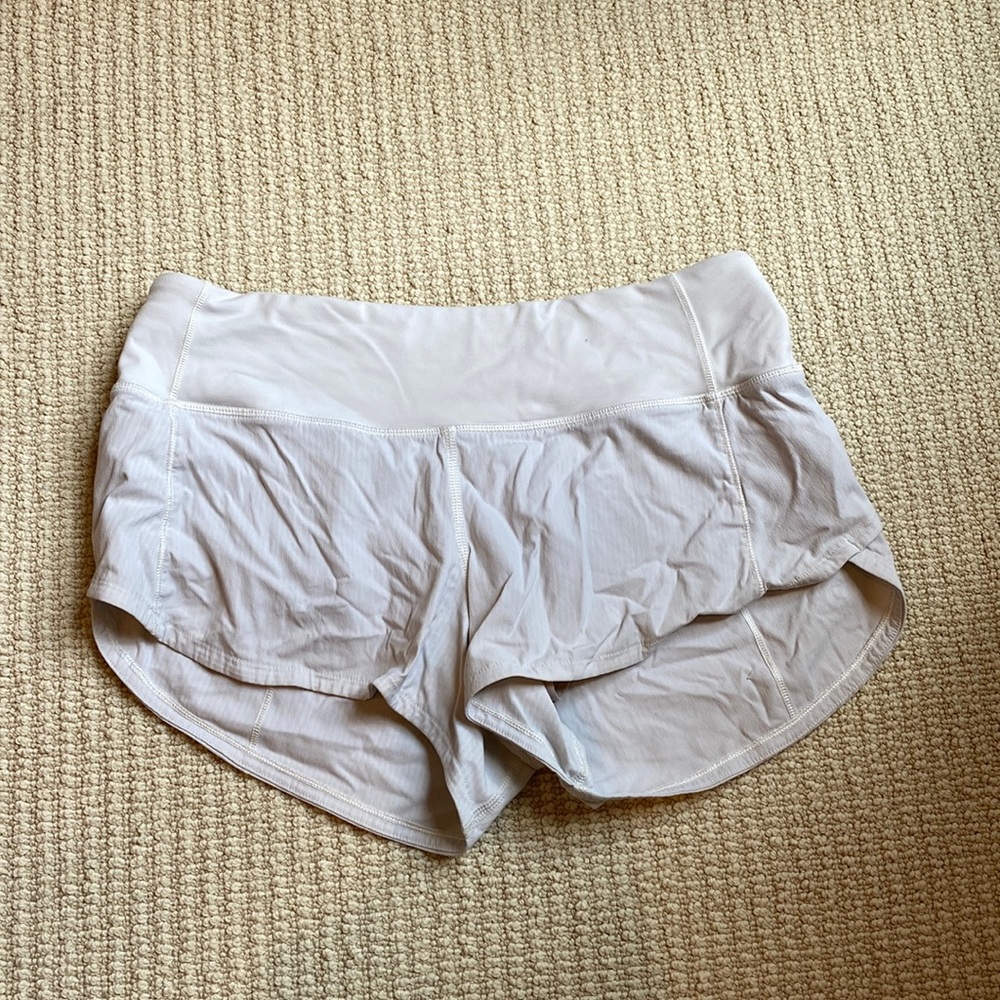 White lulu speed up shorts